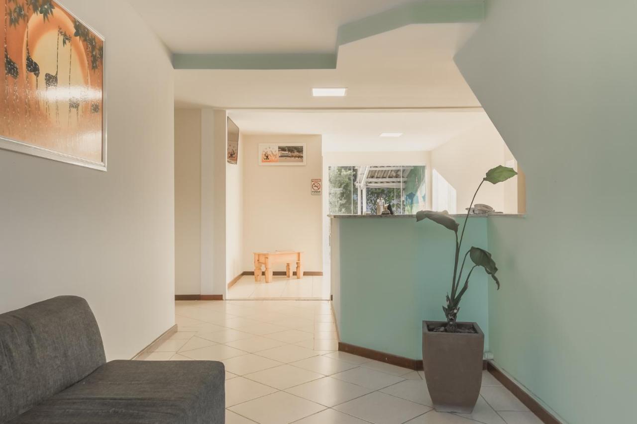 Hotel Girafa Itatiaia  Buitenkant foto