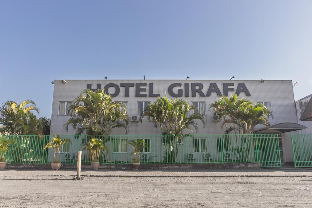 Hotel Girafa Itatiaia  Buitenkant foto